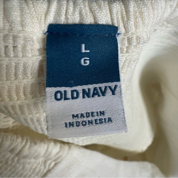 Linen-Blend O-Ring Halter Romper -- 3-inch inseam - Picture 9 of 11